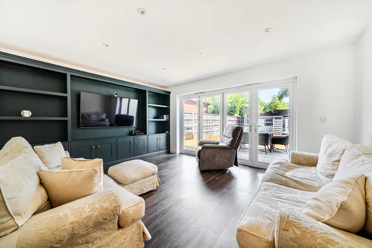 House Alexander Close in Finchampstead