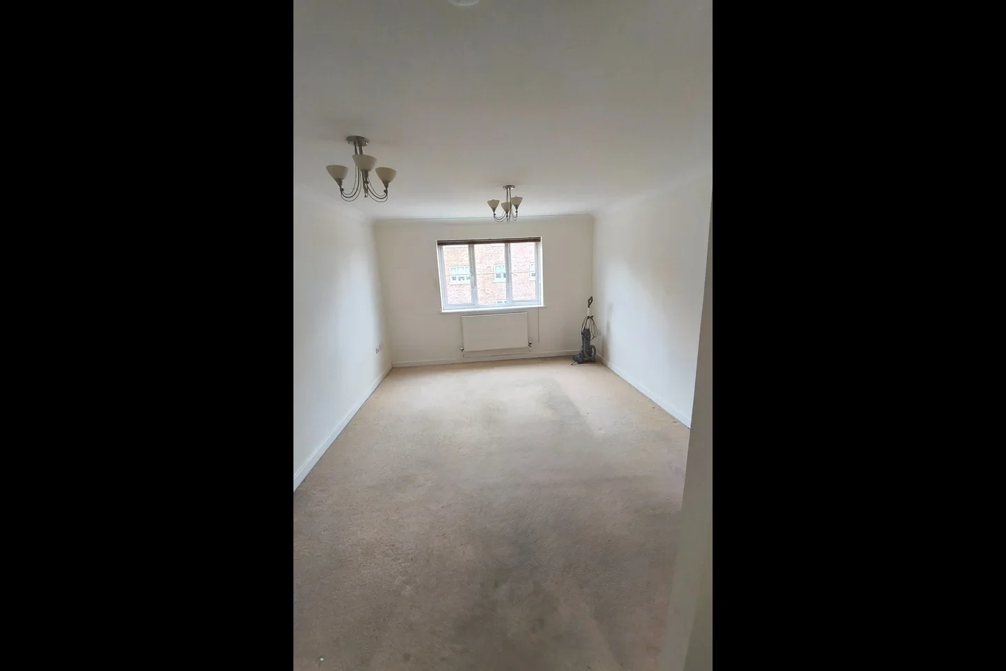Flat Albion Way in Edenbridge