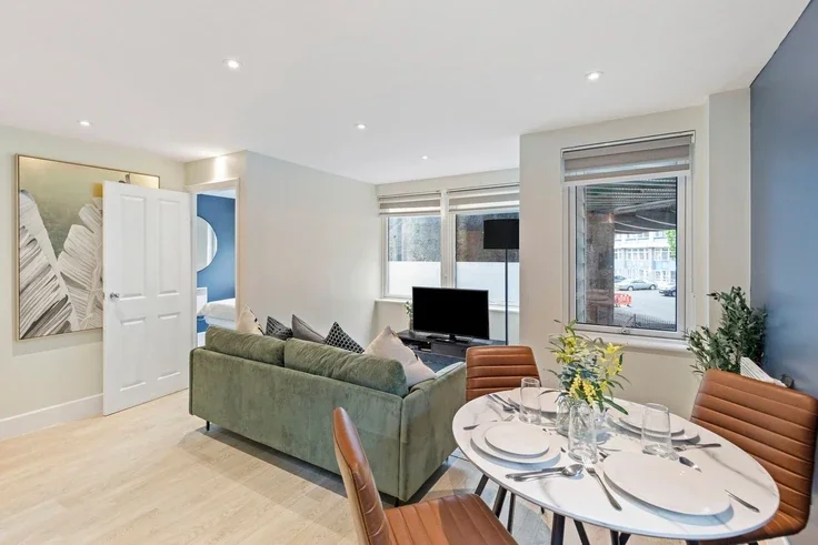 Flat Rockingham Street in Greater London