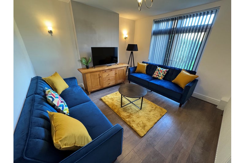Flat Westholme Gardens in Nottingham