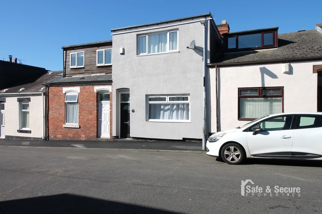 Flat Darwin Street in Sunderland