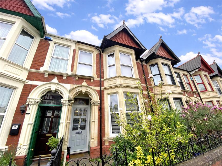 House Roath Court Place in Cardiff