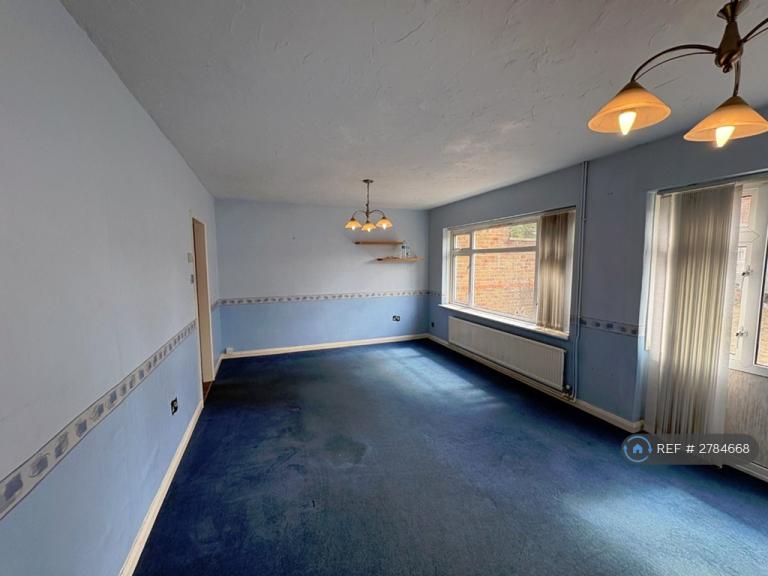 House Oak Bank in Greater London