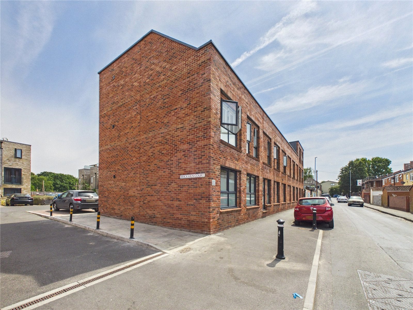 Flat Felix Road in Bristol