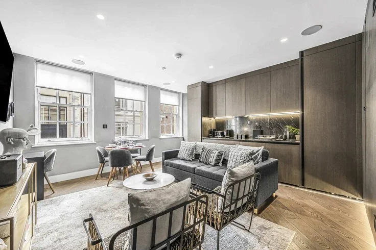 Flat Bateman Street in City of Westminster