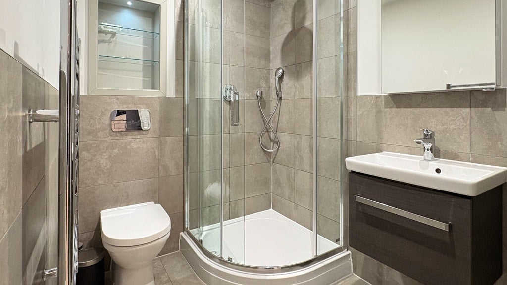 Flat Humphry Repton Lane in Greater London