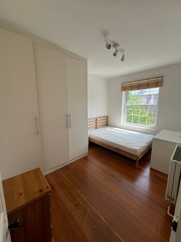 Room Lant Street in Greater London