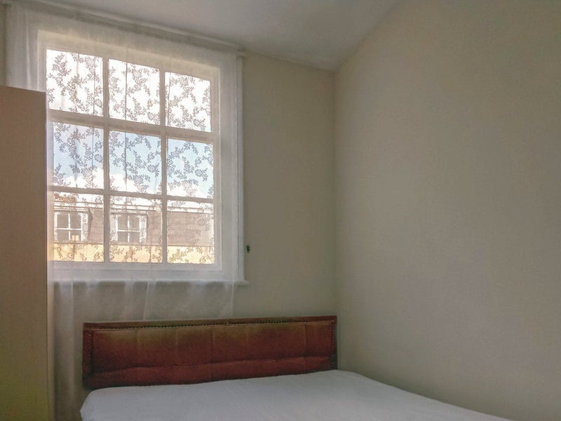 Room Edgware Road in City of Westminster