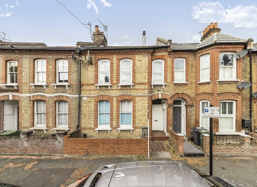 House Glenelg Road in Greater London