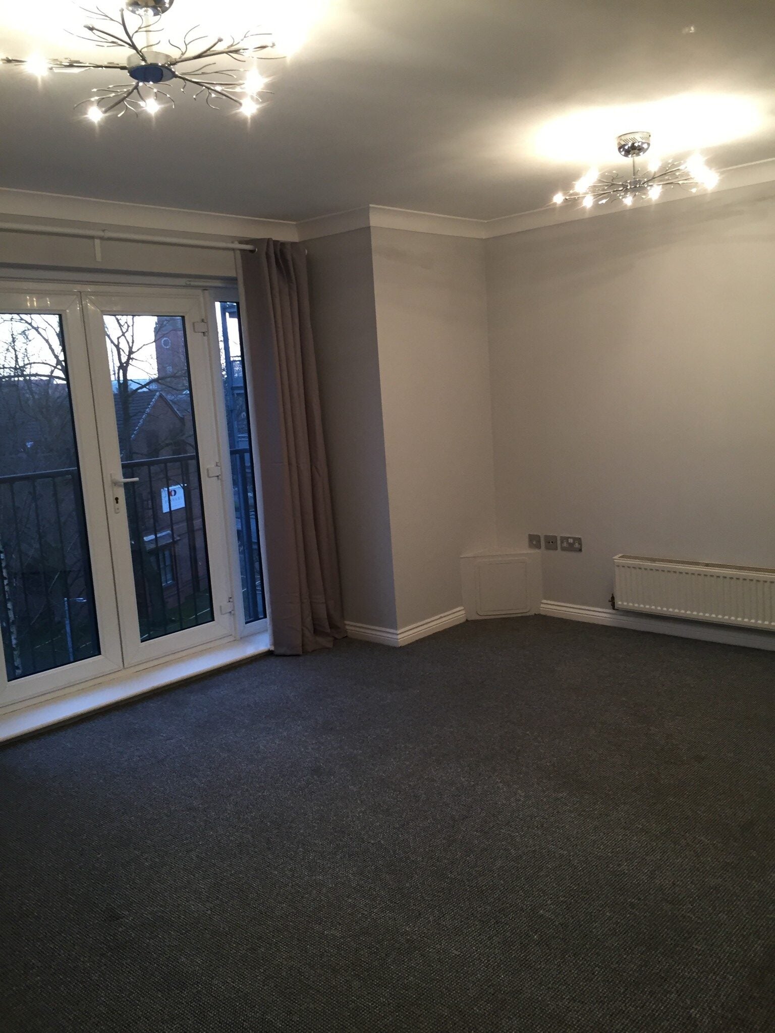 Flat Montague Road in Trafford