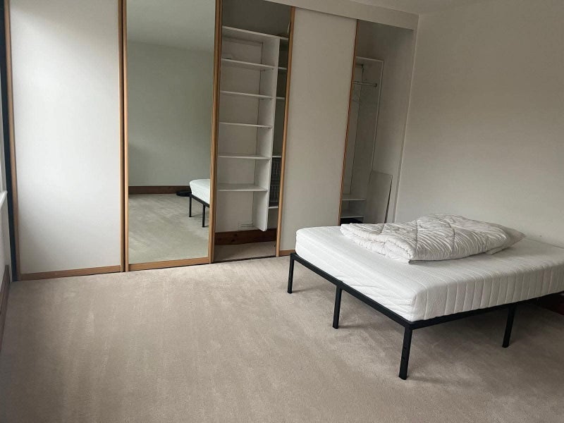 Room Redesdale Street in Greater London