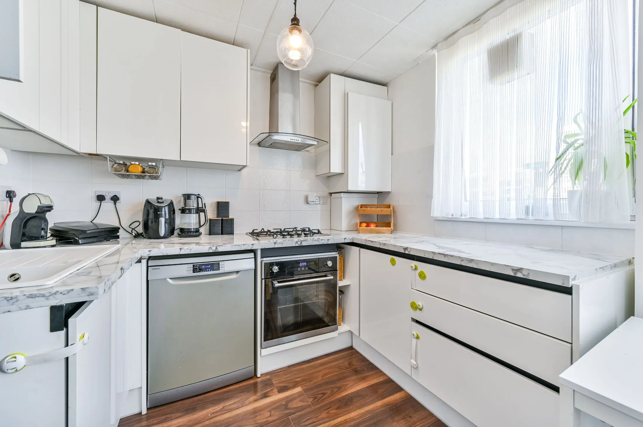 Flat Hertford Road in Greater London