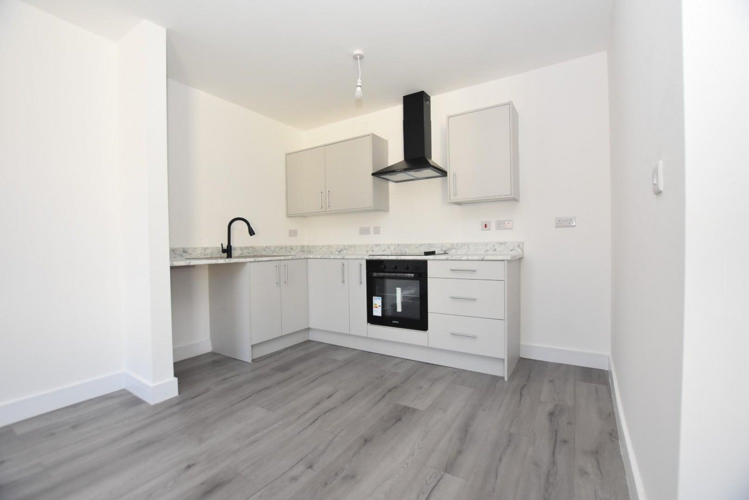 Flat Occupation Road in Chesterfield