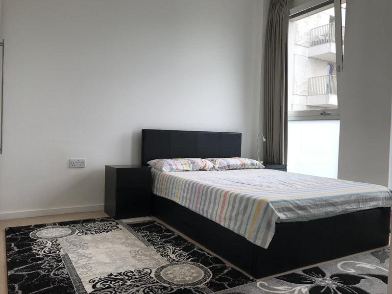 Room De Coubertin Street in Greater London