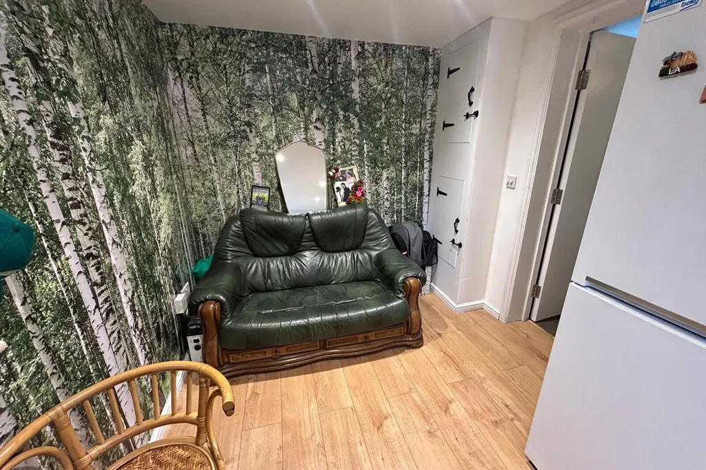 Flat Foxely Place in Milton Keynes