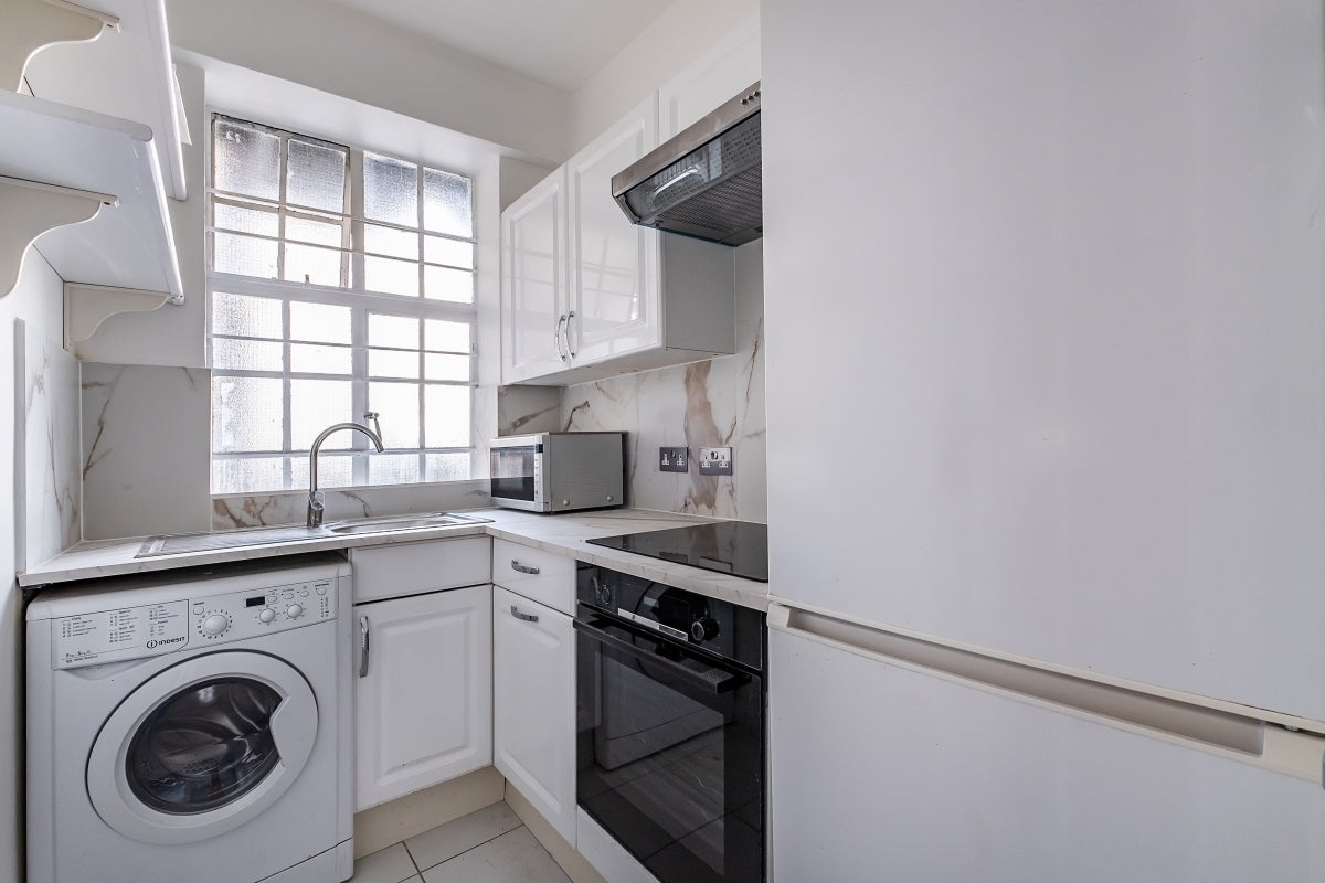 Flat Wigmore Street in City of Westminster