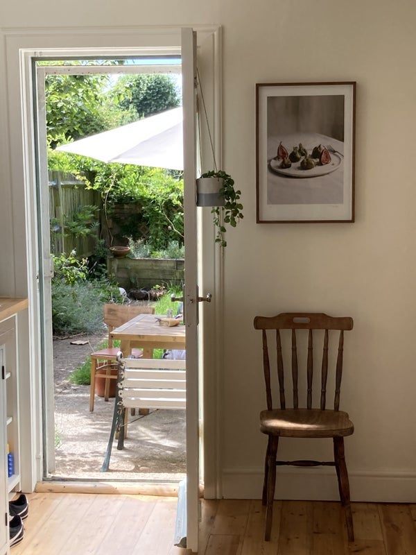 Room Waller Road in Greater London