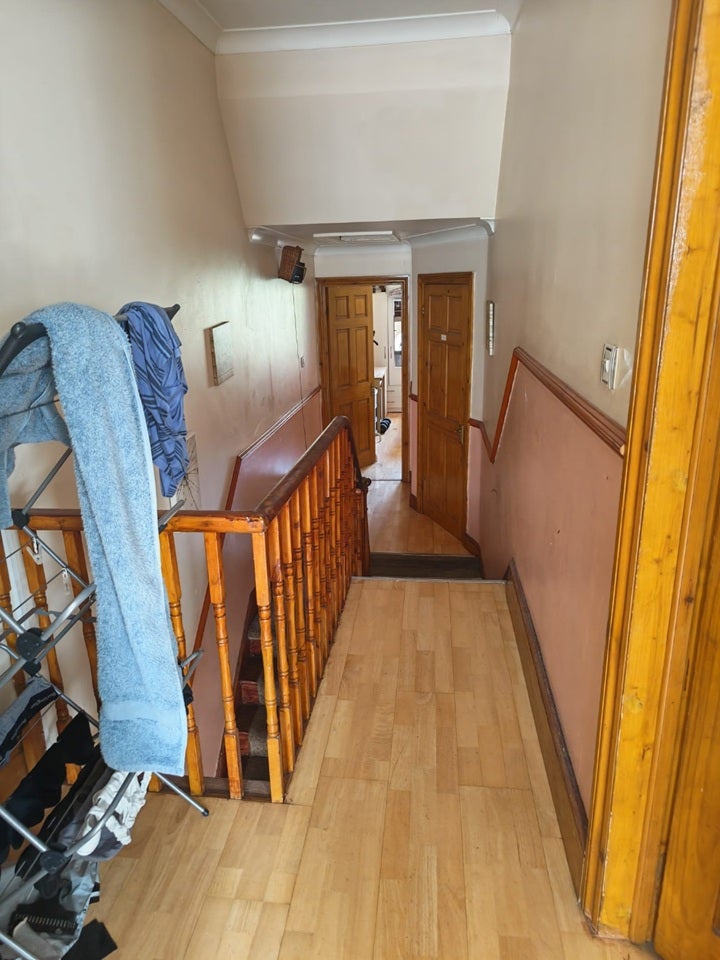 Room Clifden Road in Greater London