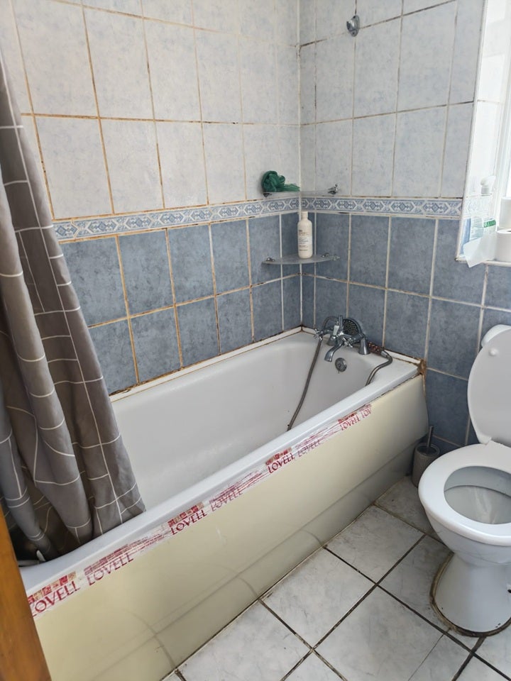 Room Clifden Road in Greater London