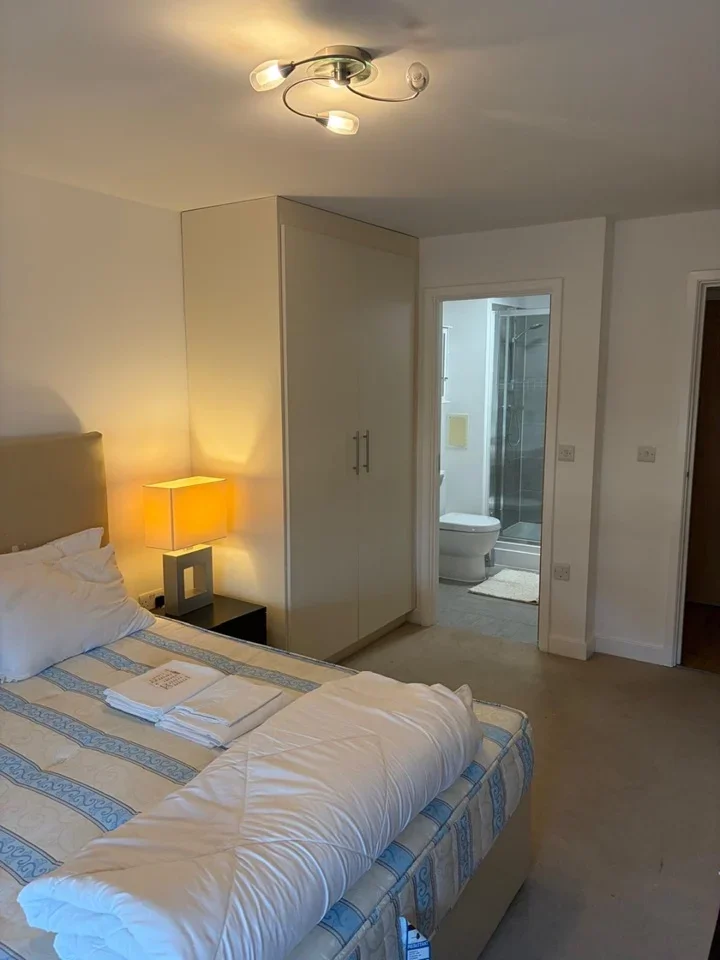 Room Park Lodge Avenue in Greater London