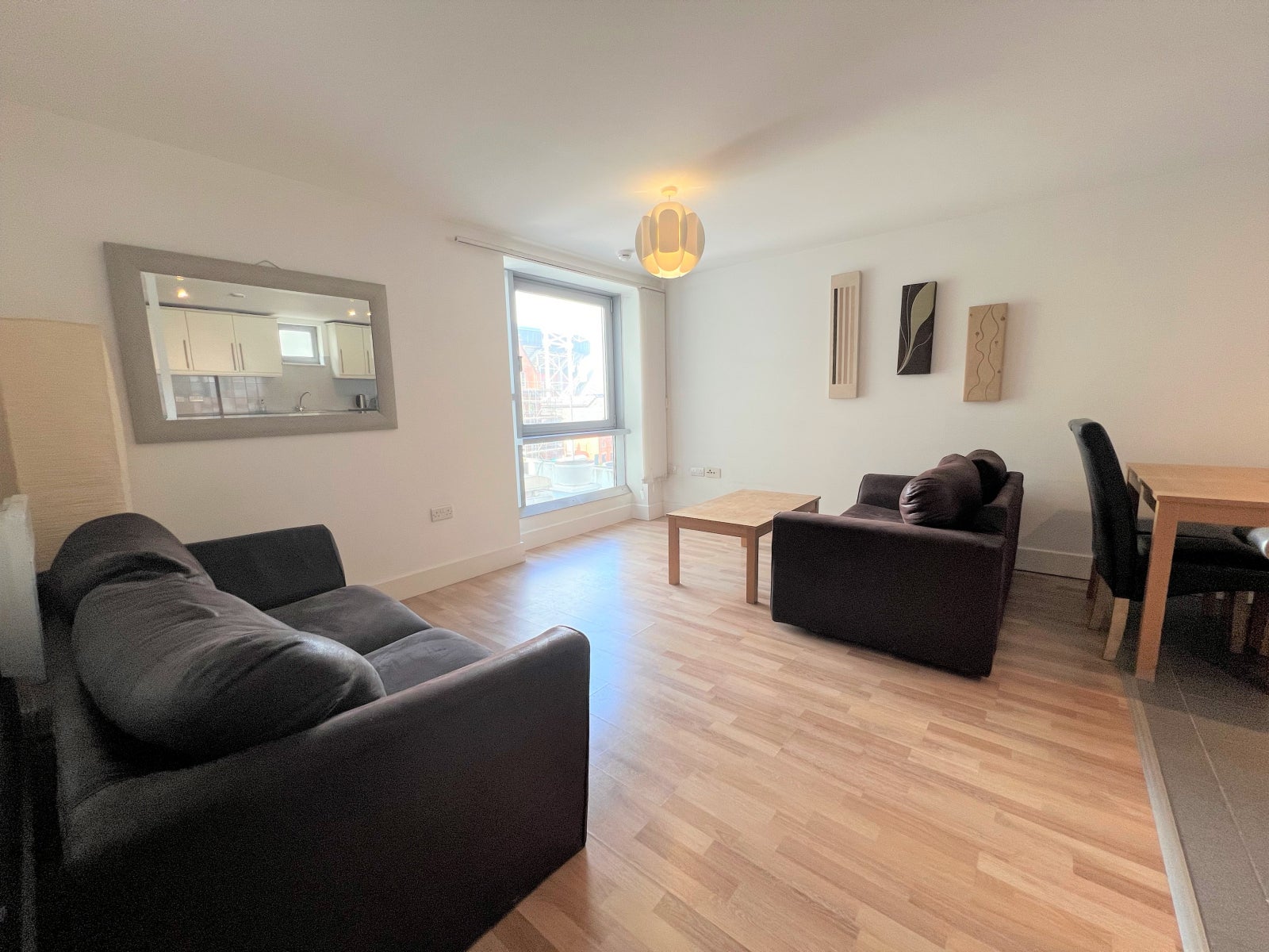 Flat Golate in Cardiff