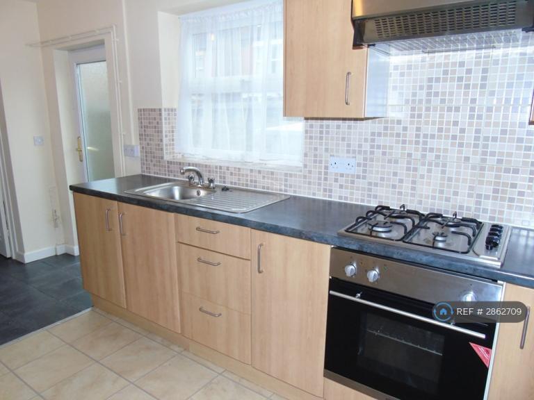 Flat Barton Street in Gloucester