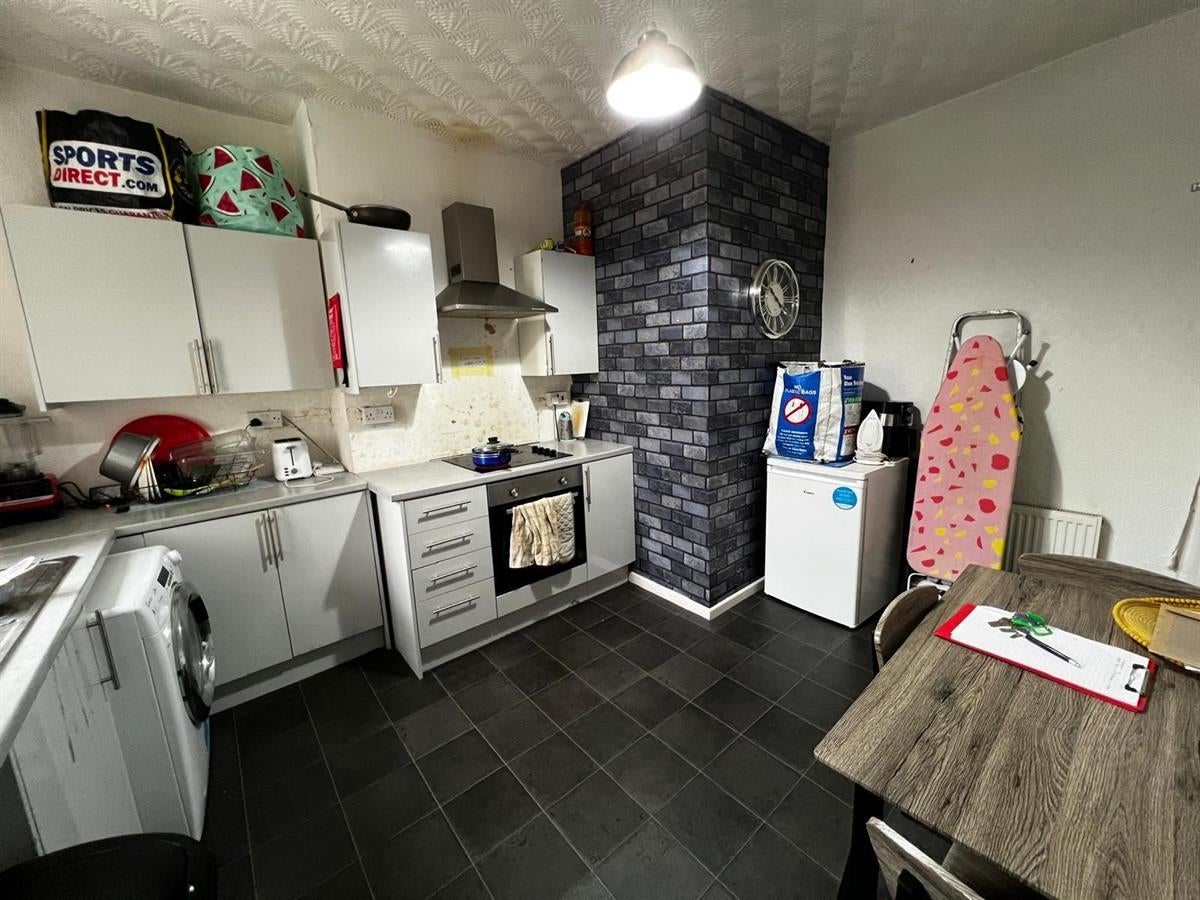Room Wykeham Street in Liverpool