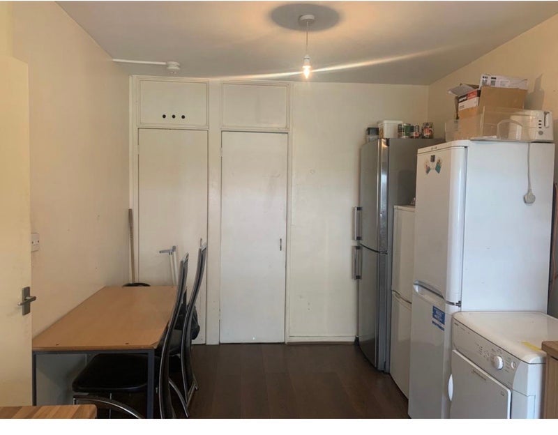 Room Swedenborg Gardens in Greater London