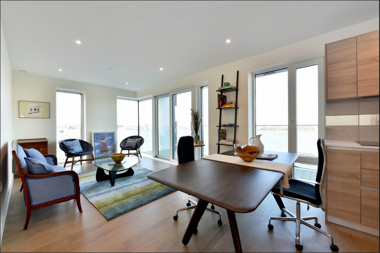 Flat Duke of Wellington Avenue in Greater London
