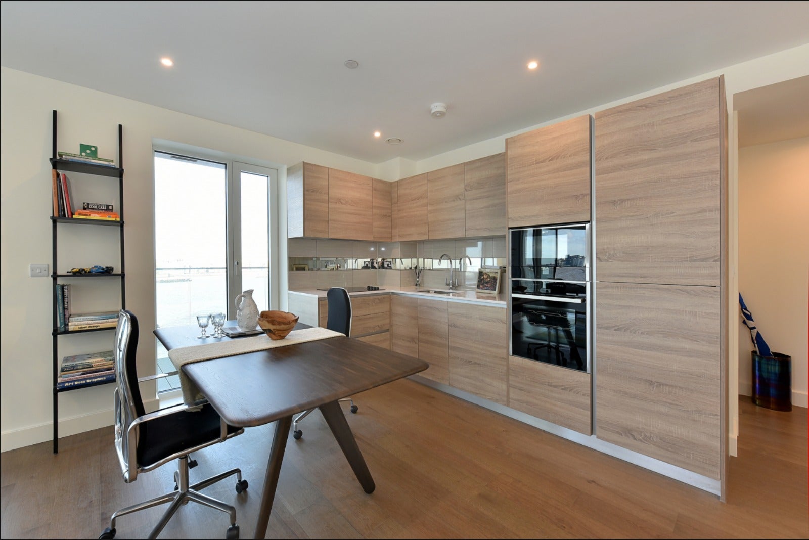 Flat Duke of Wellington Avenue in Greater London