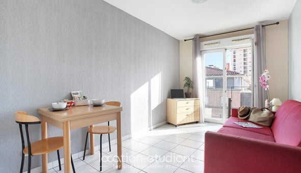 Appartement Avenue Max Juvénal à Aix-en-Provence