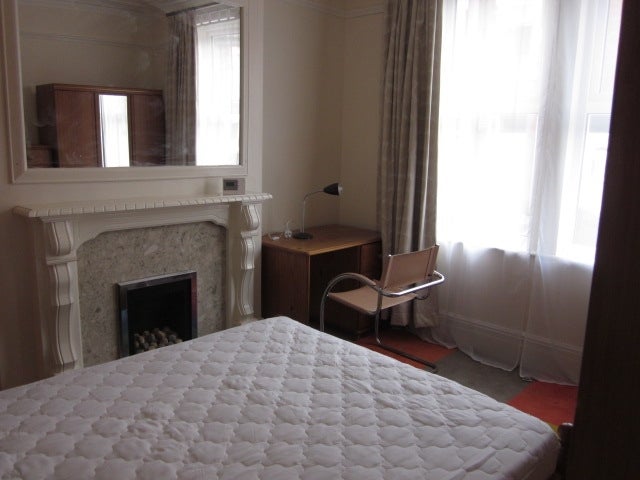 Room Peel Street in Derby
