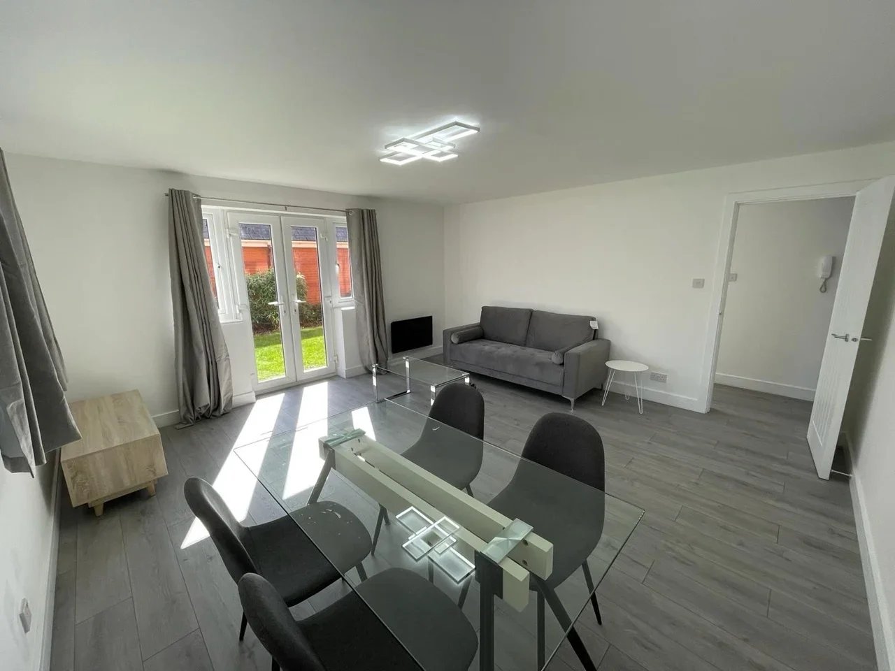 Flat Winnipeg Quay in Salford