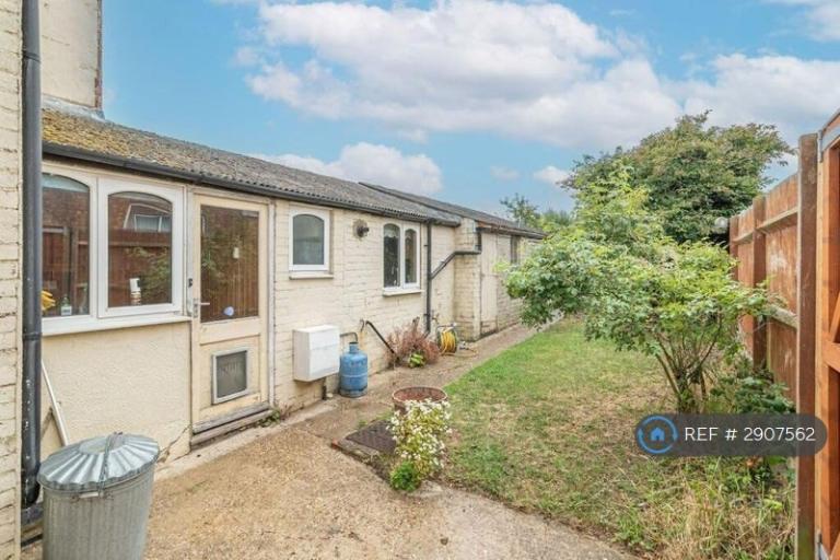 Room Jubilee Street in Irthlingborough