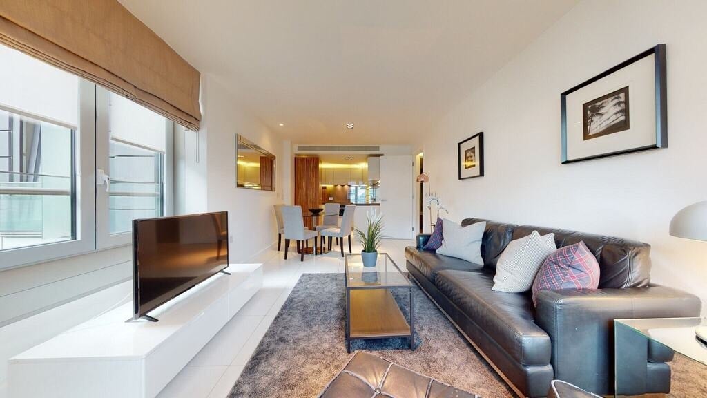 Flat Robert Street in Greater London