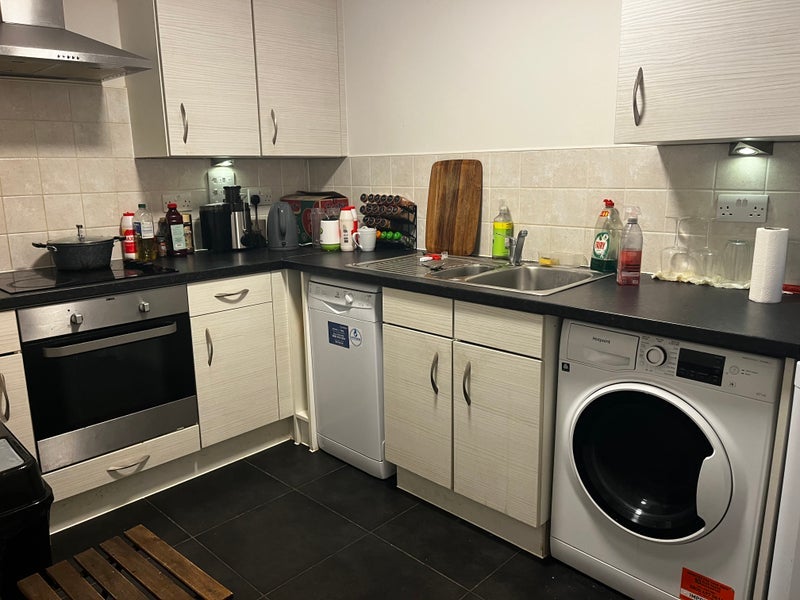 Room Hatcliffe Street in Greater London