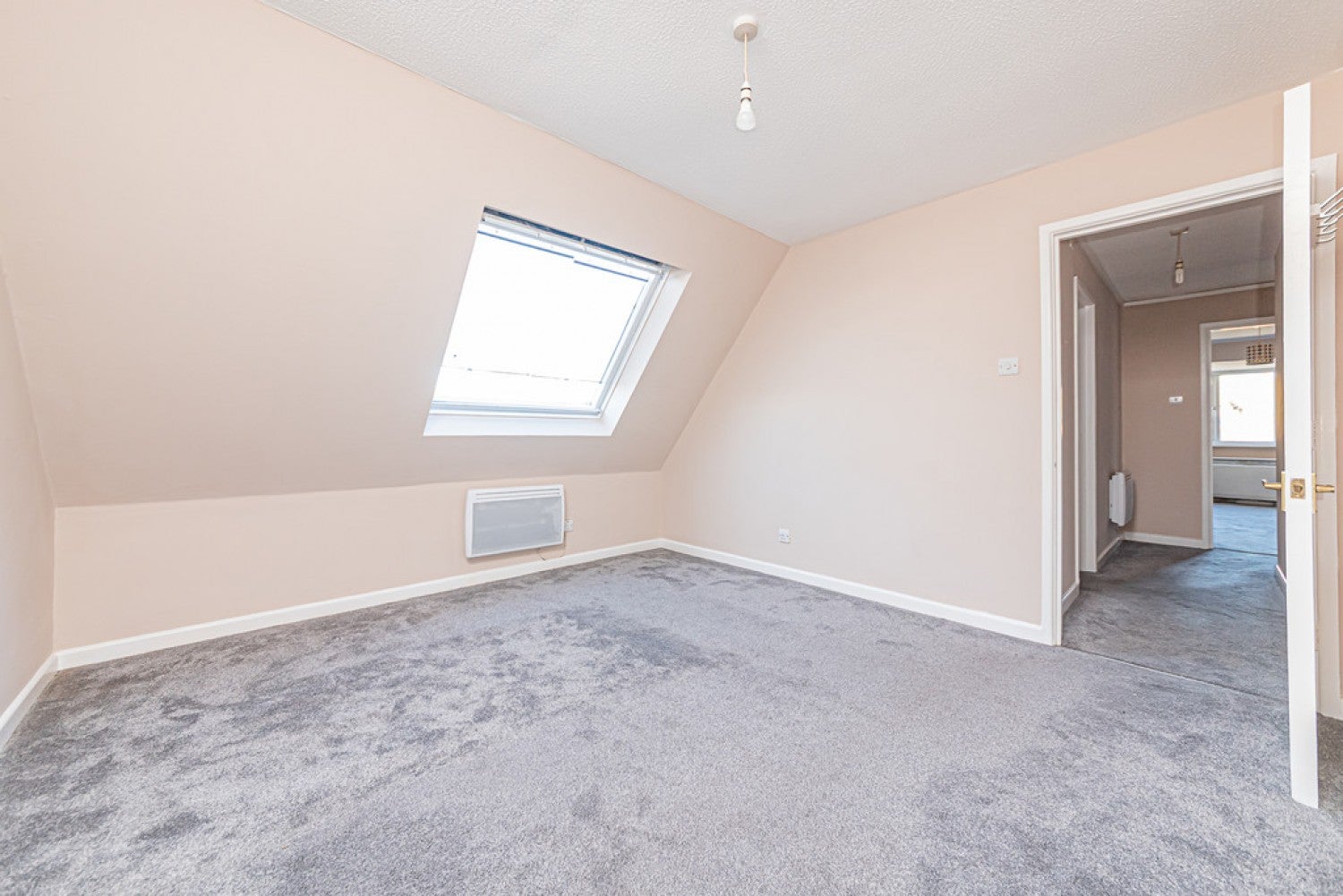 Flat Vale Road in Surrey Heath