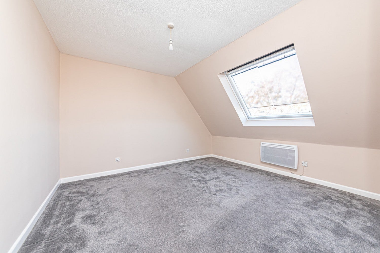 Flat Vale Road in Surrey Heath