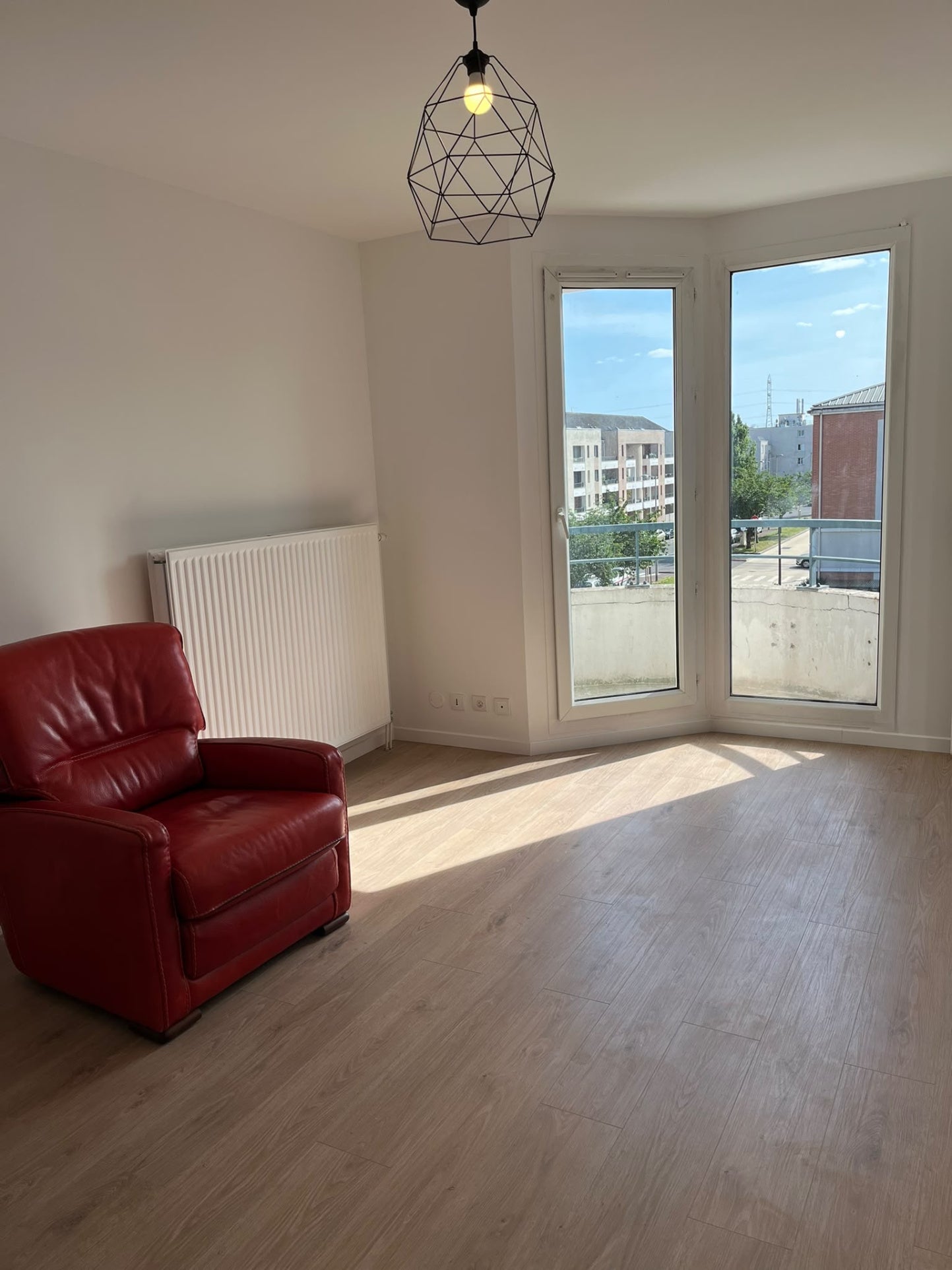 Appartement Rue Charlie Chaplin à Évry-Courcouronnes