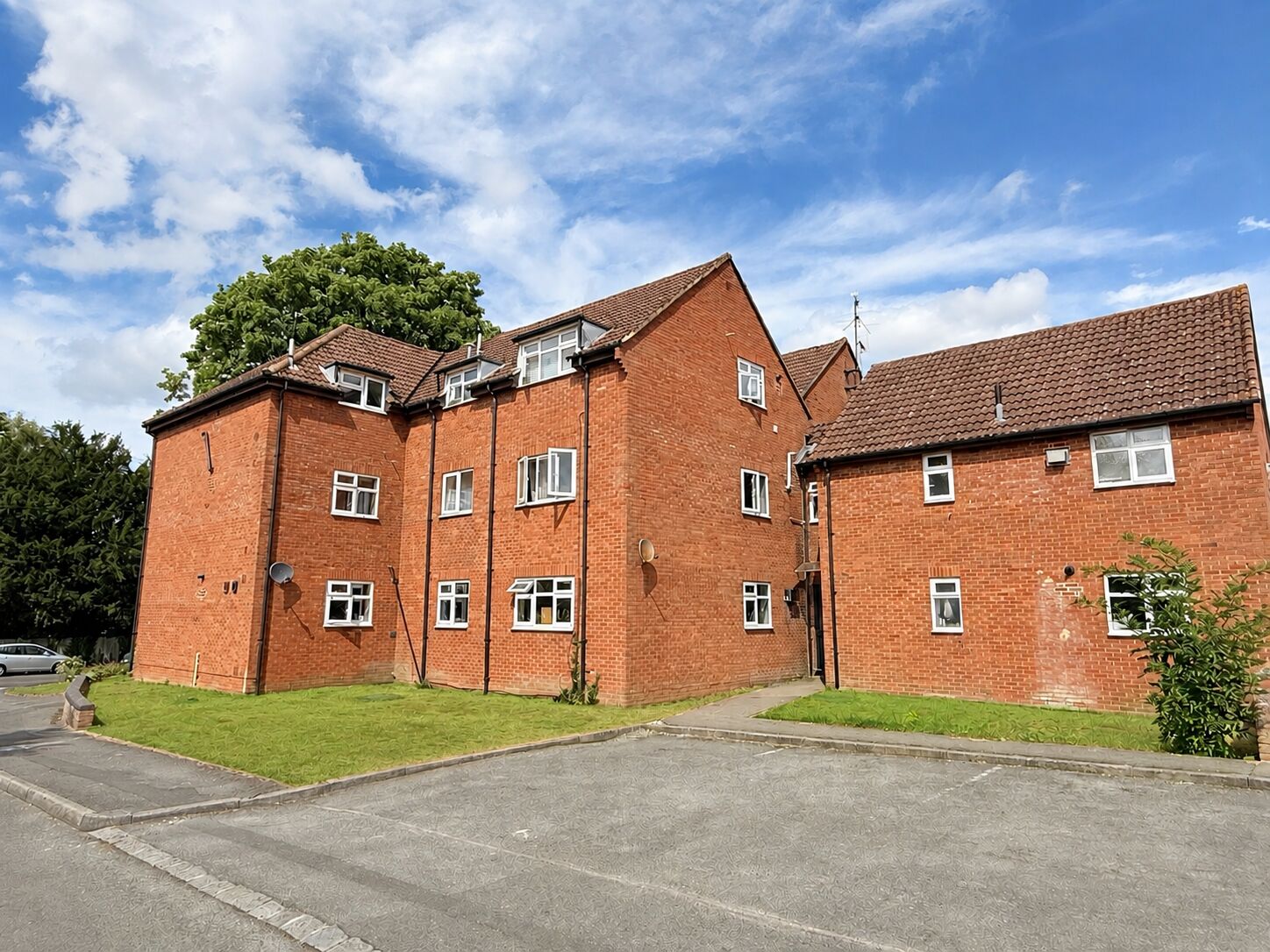 Flat Ormond Road in Vale of White Horse