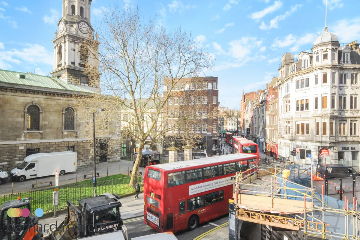 Flat Earnshaw Street in Greater London