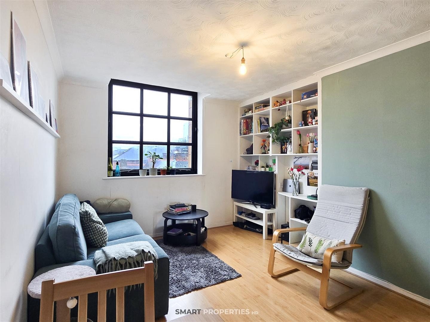 Flat Whitworth Street West in Manchester