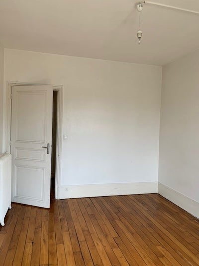 Flat Rue de l'Archevêché in Charenton-le-Pont