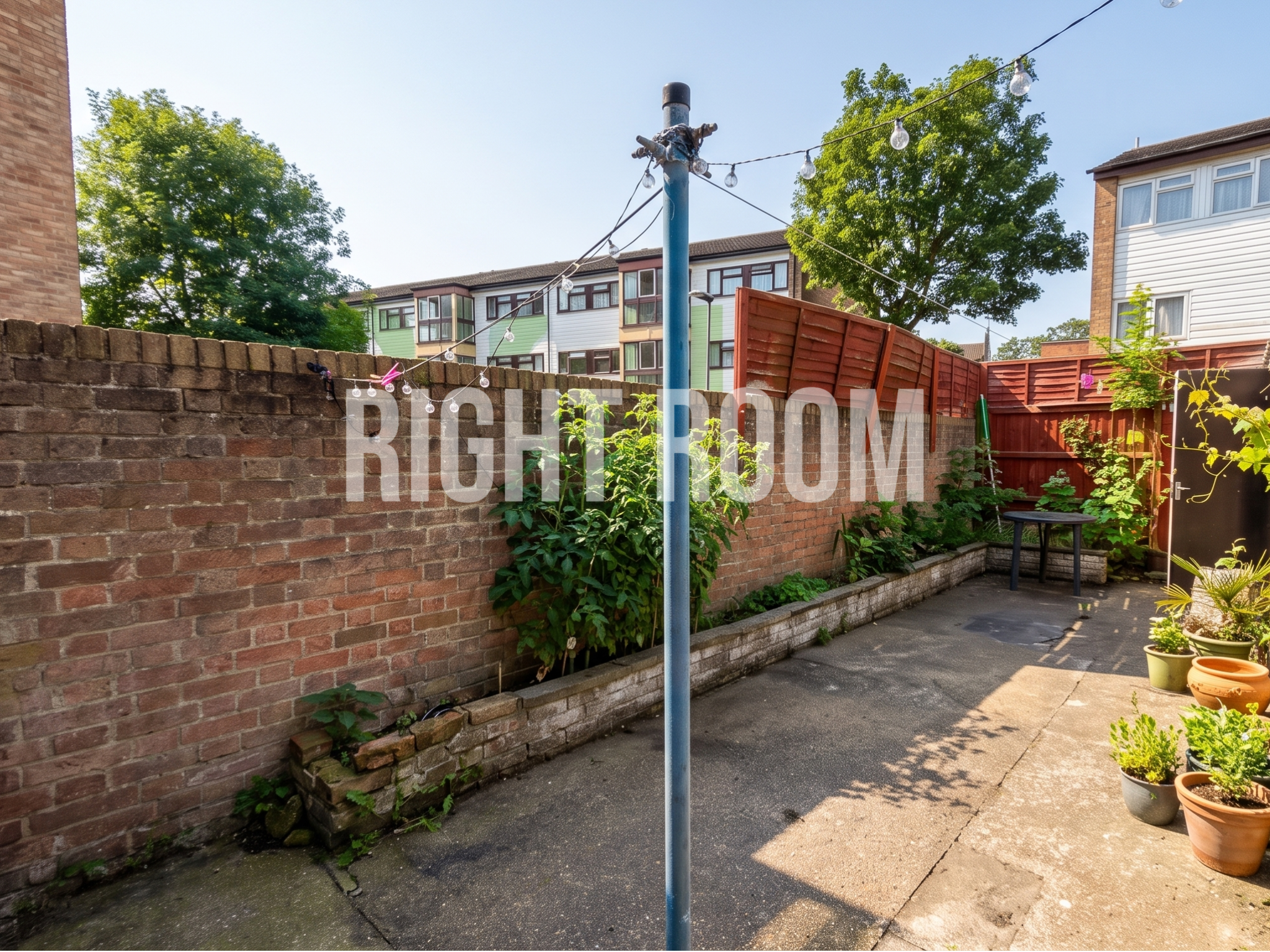 House Chesnut Road in Greater London