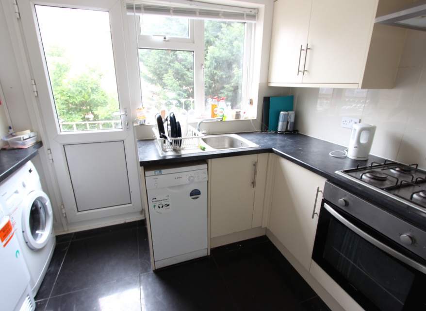 House Goldings Crescent in Welwyn Hatfield