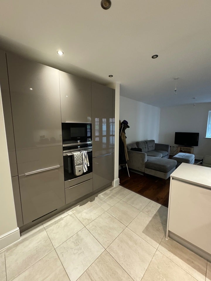 Flat Foxley Lane in Greater London
