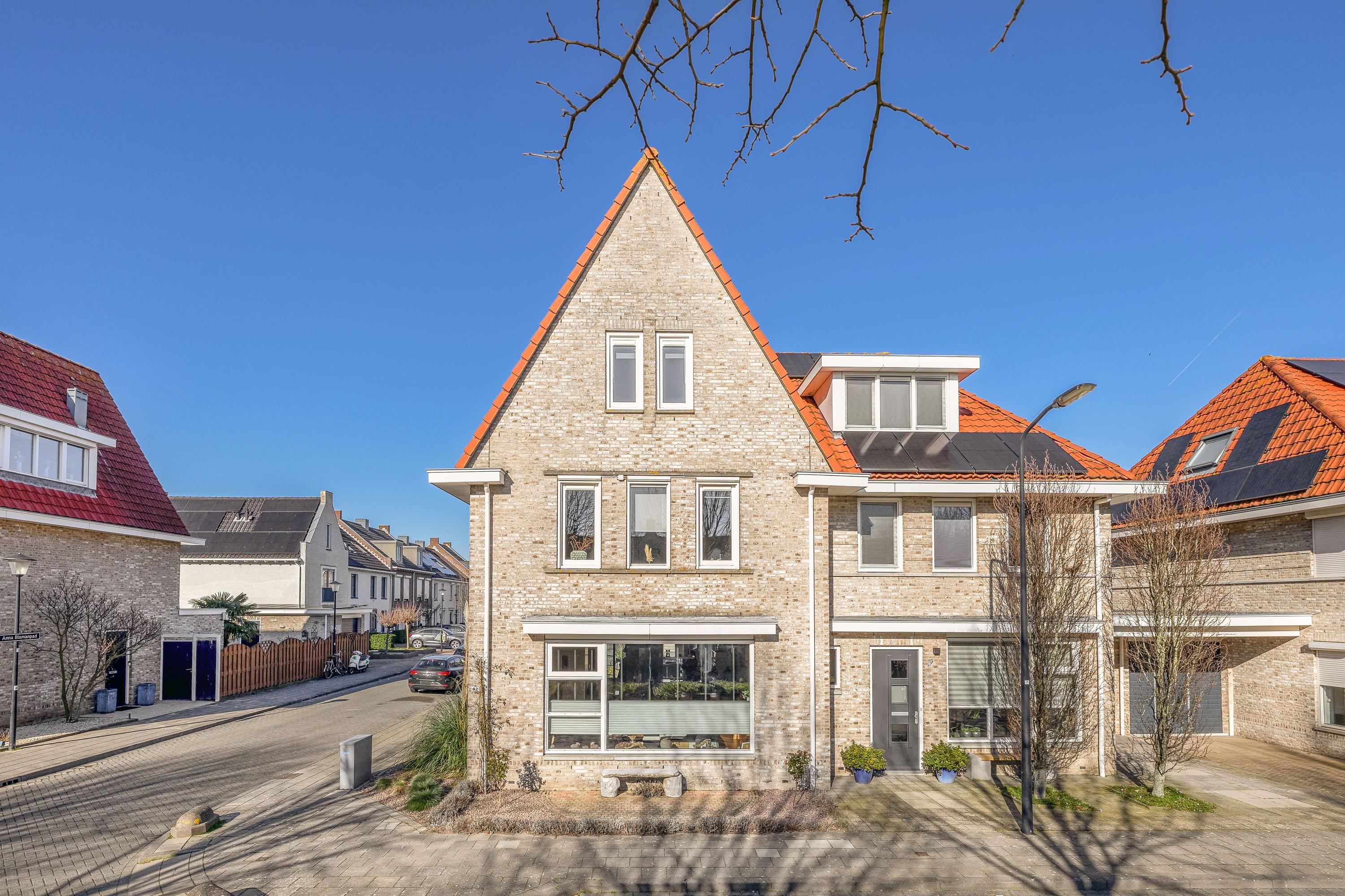 Huis Herman Heijermanssingel 82 in Middelharnis