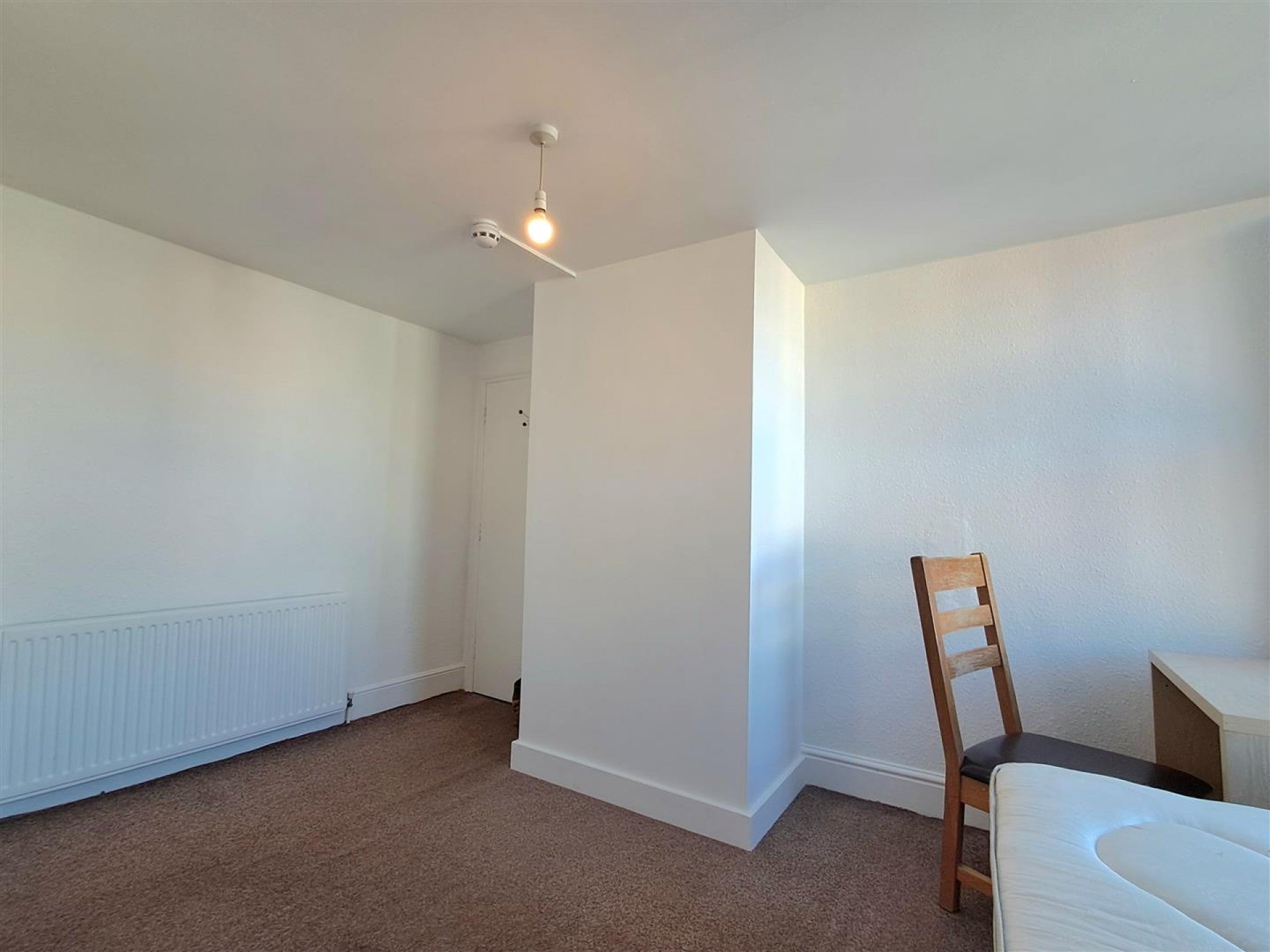 Room Stackpool Road in Bristol