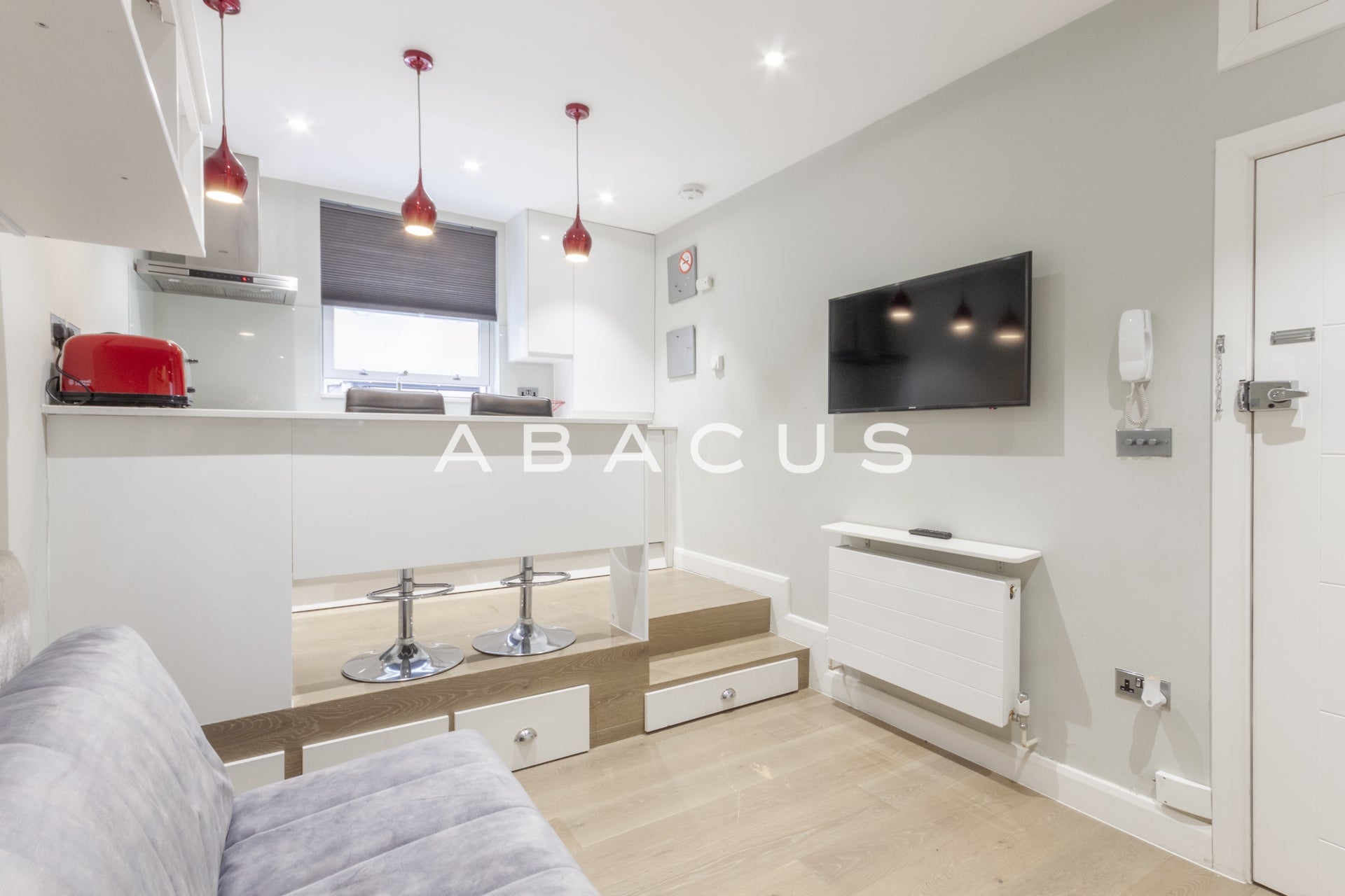 Flat West Cottages in Greater London