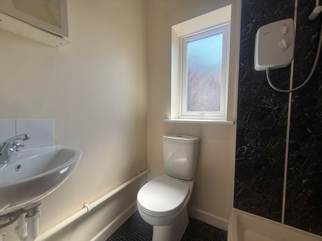 Room Spitalfield Lane in Chichester